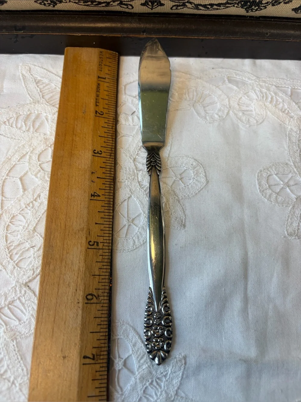 Utica floral stainless